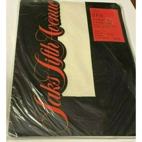 Womens Saks Fifth Avenue Vanilla Pantyhose Sz Med/Tall 37 Sheer Control New - Picture 3 of 5